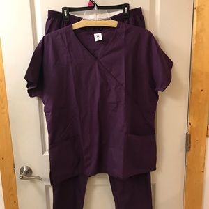 Strictly Scrubs Top & Pant XLarge Plum/purple won